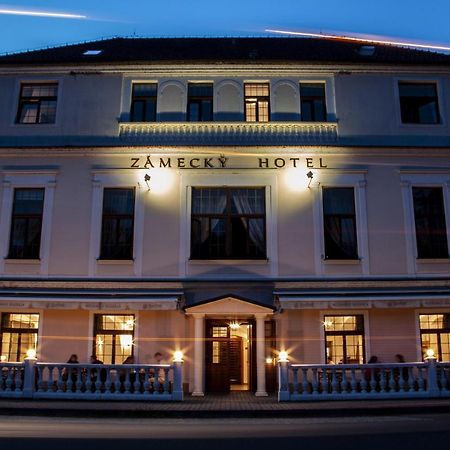 Grandhotel Sluchatko - Ex Zamecky Hotel Vranov nad Dyjí Exteriör bild